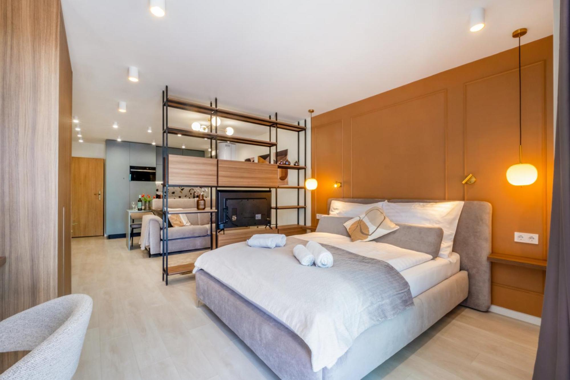 Myflat Wave Luxury 44 Suite Сиофок Екстериор снимка