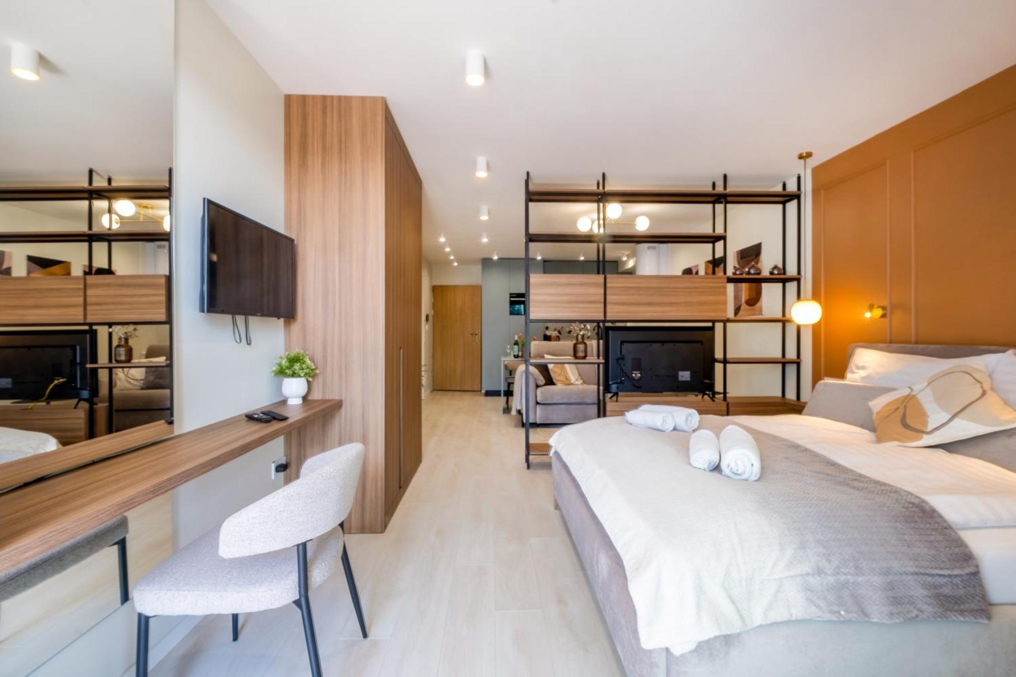 Myflat Wave Luxury 44 Suite Сиофок Екстериор снимка